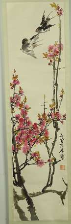 CHINE Branches et fleurs kakemono signé  H. 160 cm