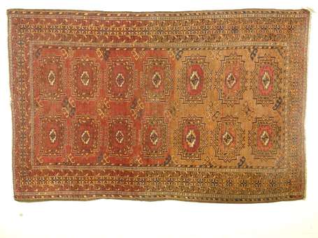 Tapis Turkmène (chaîne, trame et velours en 