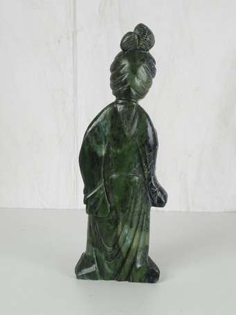 CHINE Déesse GUANYIN en néphrite XXème H. 45 cm