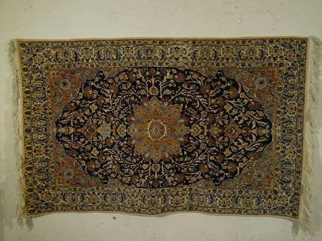 Tapis Nain à fleurs de soie (chaîne et trame en 