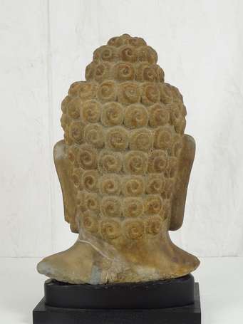 THAILANDE style DVARAVATITête de bouddha en grés 