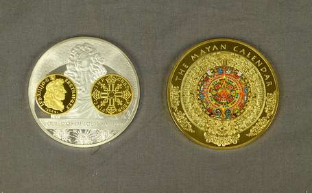 Lot de 2 médailles en métal - Thèmes - Histoire de