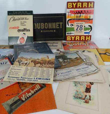 Lot de pannonceaux publicitaires dont Byrrh, 1960,