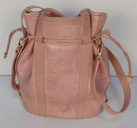 LANCEL - Sac seau ligne Elsa en cuir rose piqué 