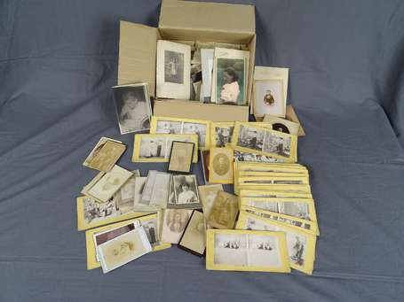 Photo - 1 Boite de Photos contrecollées sur carton
