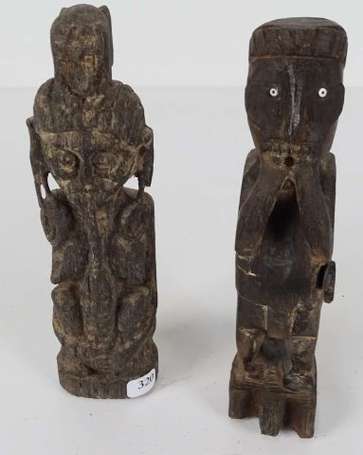 Deux petites statuettes d'Asie du Sud-Est. H 18 et