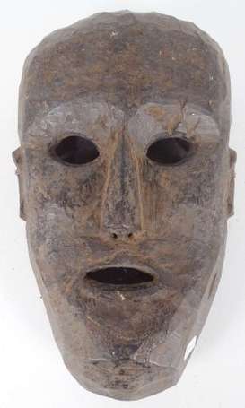 Ancien masque de cérémonie en bois dur, belle 