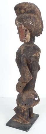 Ancienne statuette votive en bois dur aux oreilles