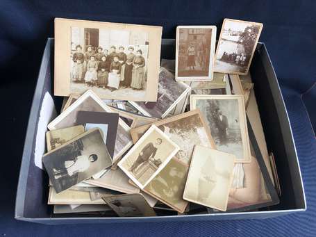 un Carton de Photos anciennes , à trier