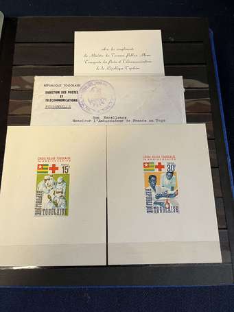 Togo - Classeur de timbre comprenant 45 épreuves 