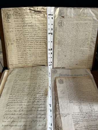 Vieux papiers - 18ème et 19ème - 2 classeurs , 