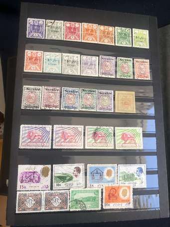 Asie et Moyen Orient - Album de timbres - à voir