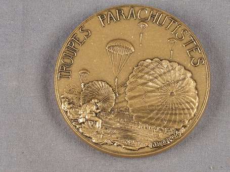 Médaille en bronze de la monnaie de Paris, troupes