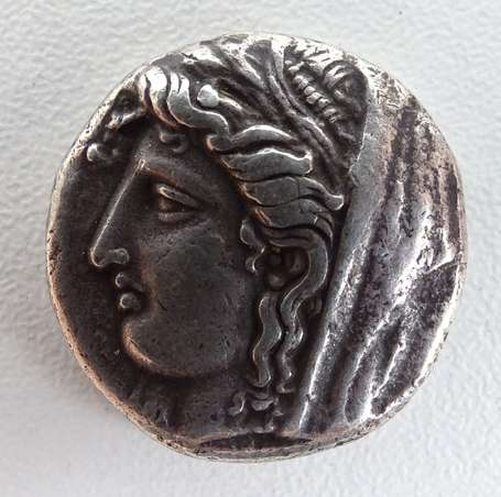 Grèce - Delphes. Statère d'argent. Poids 11,80gr. 