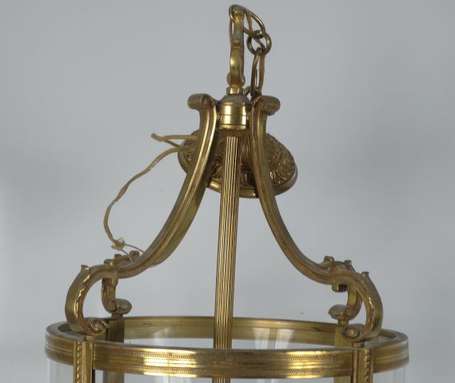 Lanterne en bronze doré à quatre lumières de style