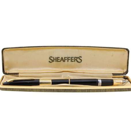 SHEAFFER'S. Stylo plume laque noire, plume et 