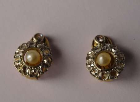 Paire de clips d'oreilles Art Nouveau en or jaune 