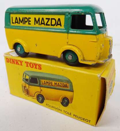 Dinky toys - Peugeot DA3  