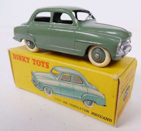 Dinky toys - Simca 9 verte, très bon état en boite