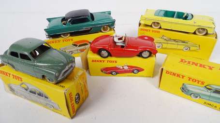 Dinky toys - Lot de 4 voitures, Maserati, 