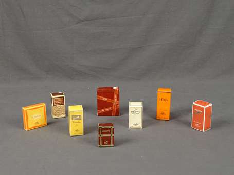 HERMES - Lot de 10 miniatures de parfum en boîte.