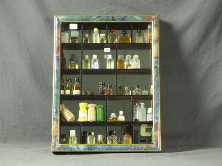 DIVERS PARFUMEURS - Lot de 48 miniatures de parfum