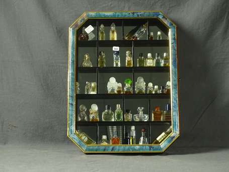 DIVERS PARFUMEURS - Lot de 41 miniatures de parfum