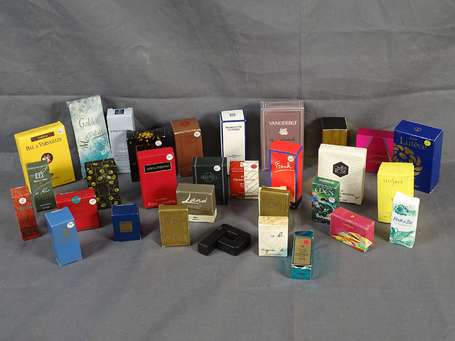 Divers parfumeurs : environ 30 miniatures en 