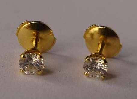 Paire de boutons d'oreilles en or jaune 18K 