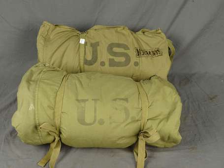 US2GM - 2 Duvets, réutilisé francais bon état (le 