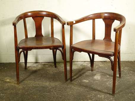 FISCHER - Paire de fauteuils de bistrot en bois 