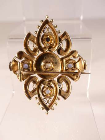 Broche polylobée en or jaune 18K (750°/00) et 