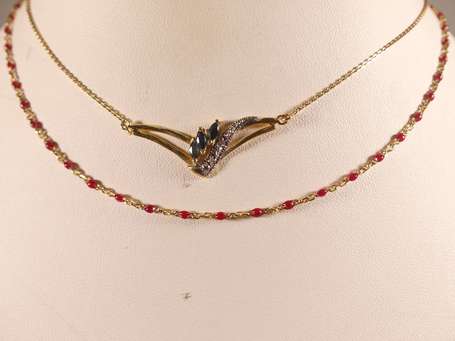 Lot de deux colliers en or jaune 18K (750°/00), 