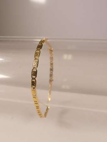 Bracelet à maillons oblongs striés en or jaune 18K