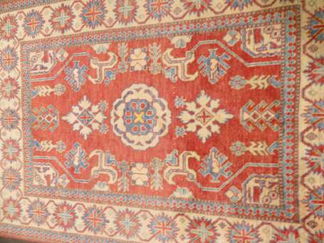 Tapis Derbent (chaine, trame et velours en laine),