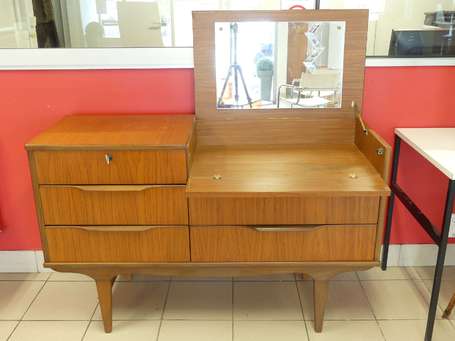 A.H McINTOSH, Scotland (Dans le goût de) - Commode
