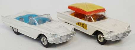 Corgi toys - lot de 2 Ford Thunderbird dont taxi, 