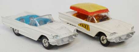 Corgi toys - lot de 2 Ford Thunderbird dont taxi, 