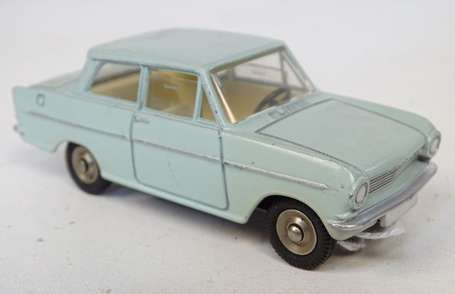 Dinky toys - Opel kadett, bleu ciel, ref 540, très