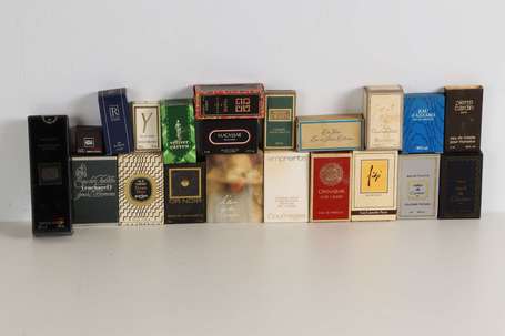 Lot d'environ 20 miniatures de parfum dont 