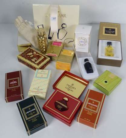 GUERLAIN - Lot de 14 miniatures de parfum et un 