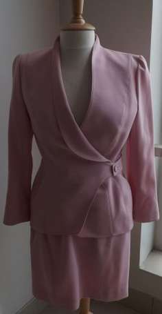 THIERRY MUGLER - Tailleur rose Vintage, la veste 