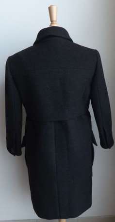 Manteau en lainage gris foncé, manches 3/4 T.