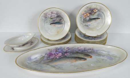 LIMOGES - Service à poisson en porcelaine à décor 