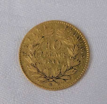 Une pièce 10 francs or Napoléon III 1866 tête 