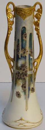 RSTK AMPHORA Autriche - Vase tube en porcelaine 