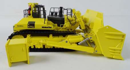 KOMATSU-Bulldozer KOMATSU D 575 A3, (marché 