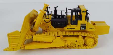 UH-Bulldozer KOMATSU D 575 A (radio commandée), 