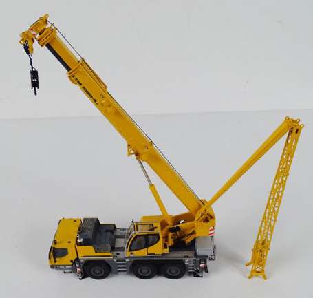 WSI-Grue mobile automotrice LIEBHERR LTM 1050-3.1,