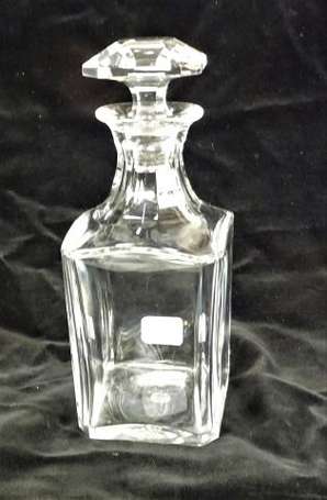 BACCARAT - Flacon à whisky en cristal uni modèle 